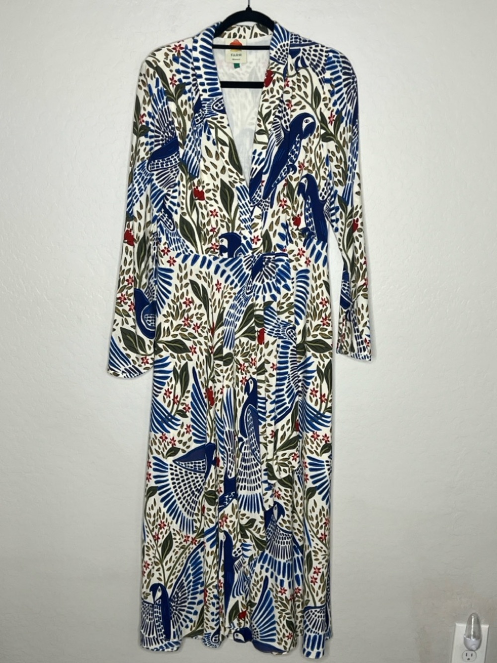 FARM RIo Macaw Flight" Maxi Dress by the Brazilian  size Large - Picture 2 of 12